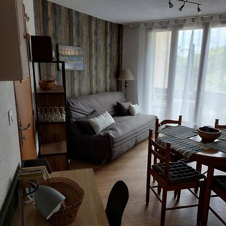 Appartement En Residence Proche Du Plan D'Eau Embrun Esterno foto